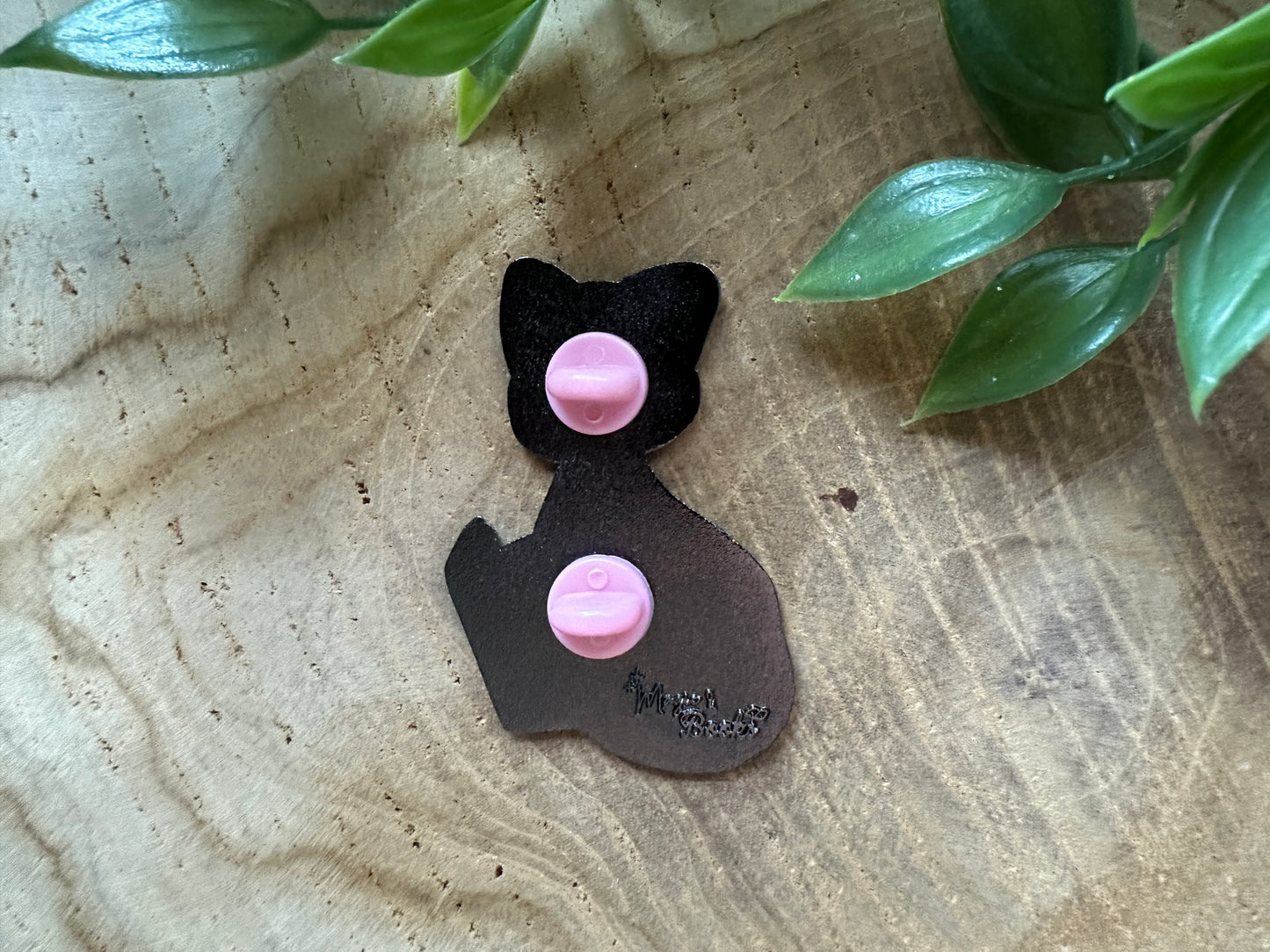 Reading Fox Enamel Pin