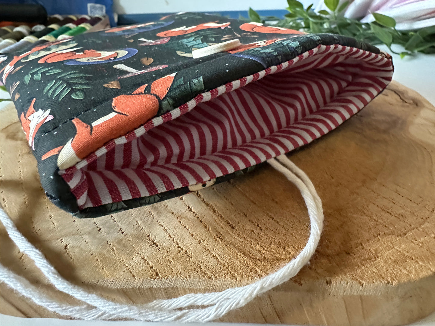 Housse de lecteur E-Reader Foxes in the Woods (design personnel)