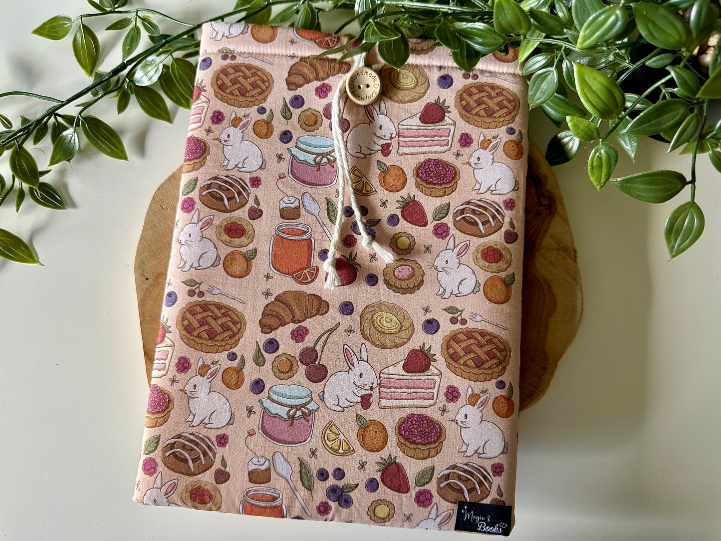 Bunnies & Baked Goods Housse de Livre (Design personnel)
