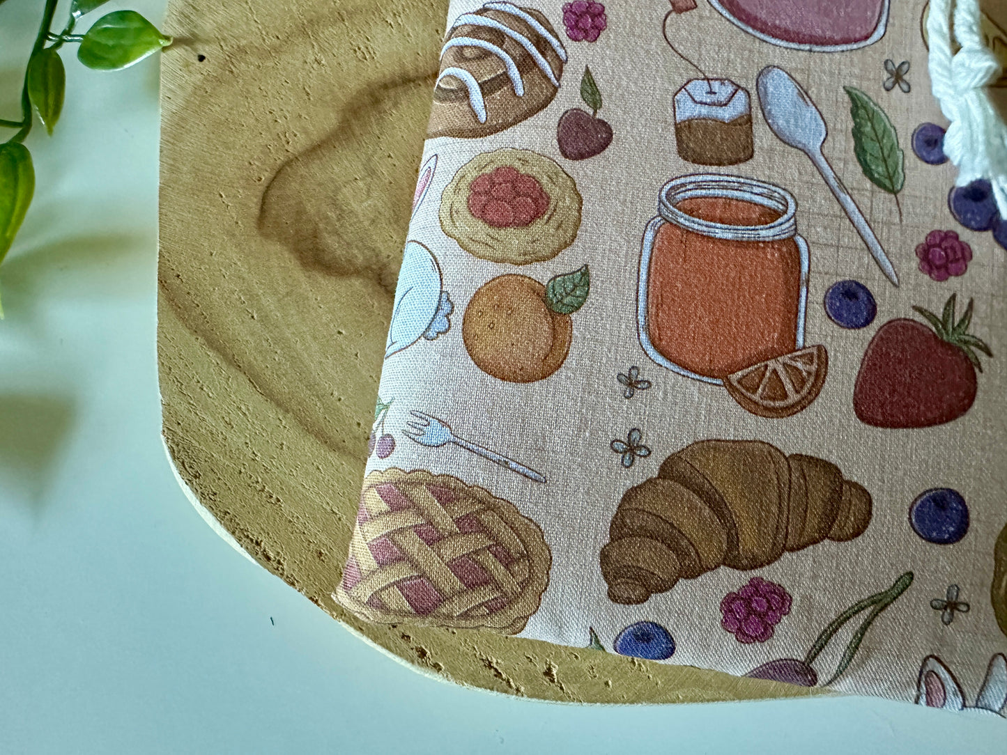 Bunnies & Baked Goods E-Reader Hülle (Eigenes Design)