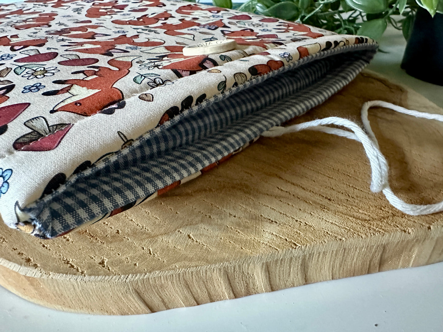 XL Baby Foxes Booksleeve (Propre Design)
