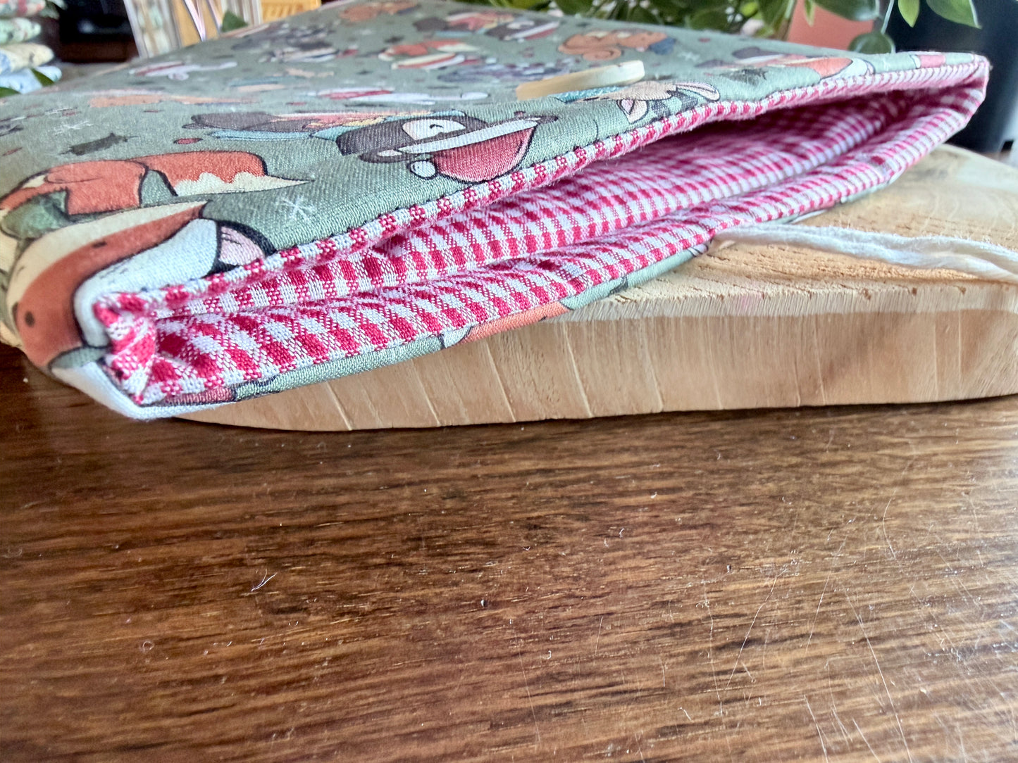 XL Woodland Christmas Booksleeve (Own Design)