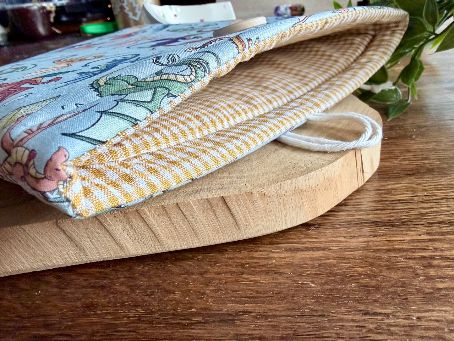 XL Flying Dragons Booksleeve (Own Design)