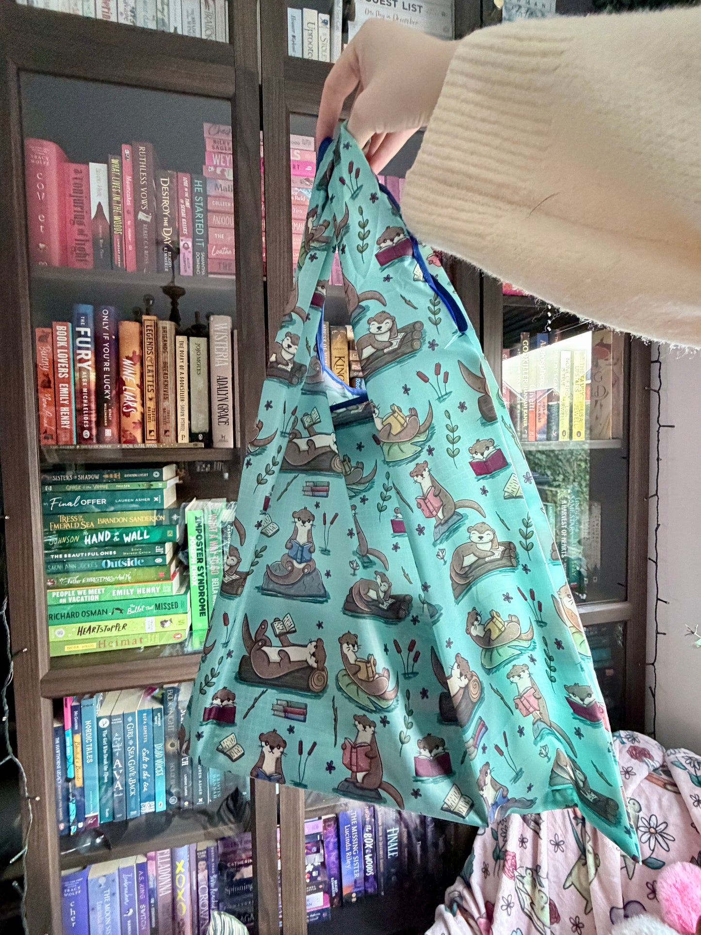 Reading Otters Reusable Foldable Bag