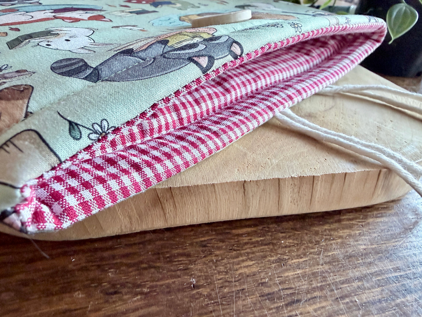 XL Reading Friends Buchhülle (Eigenes Design)