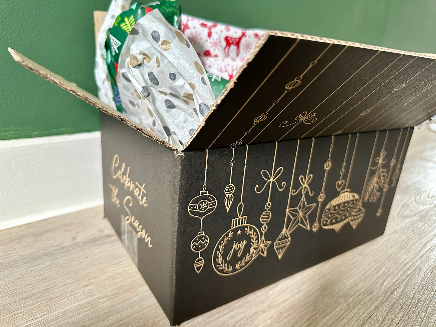 PRE-ORDER 24 Days of Christmas Bookish Advent Calendar 2025!