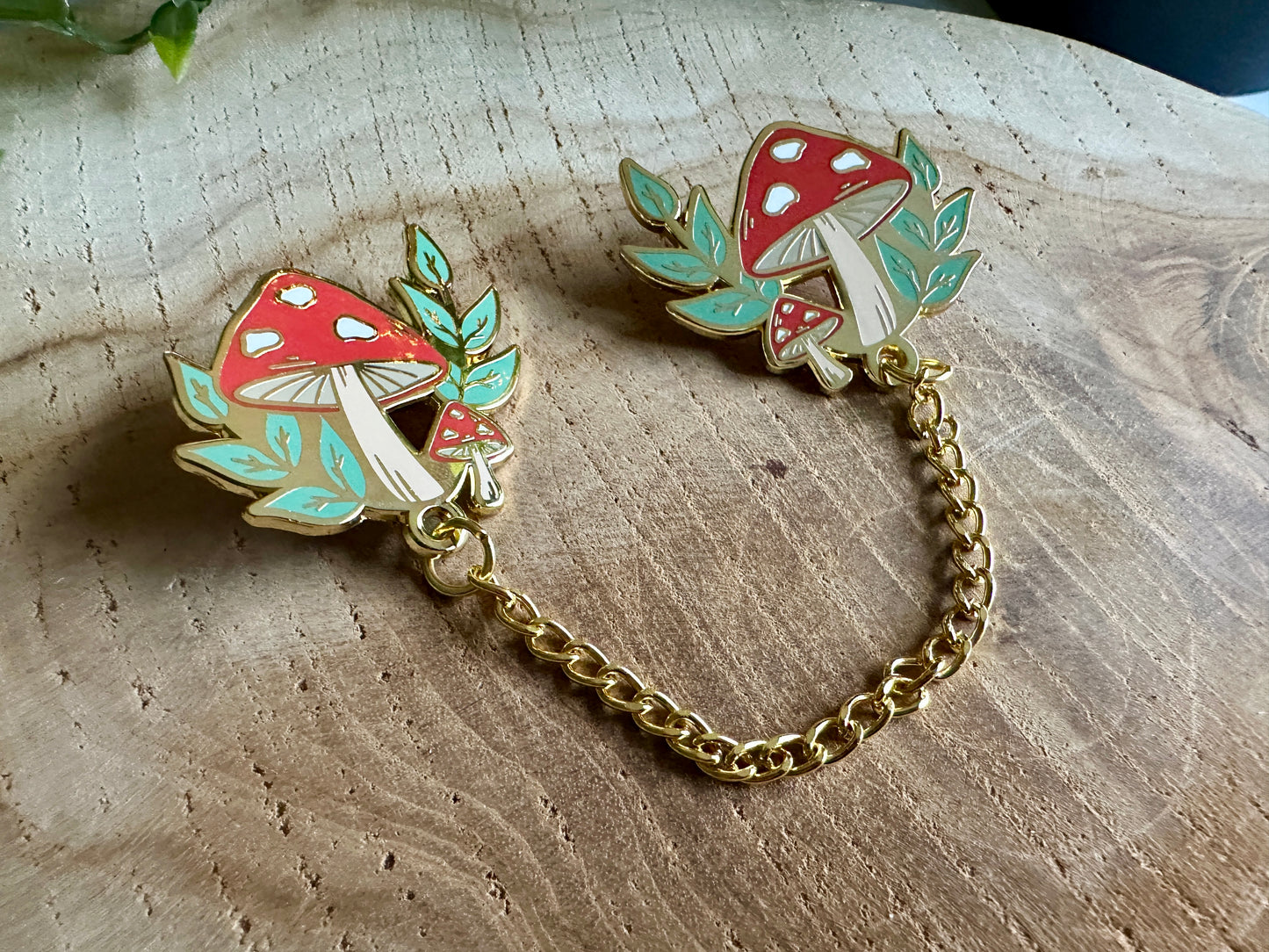 Pilze Enamel Collar Pin