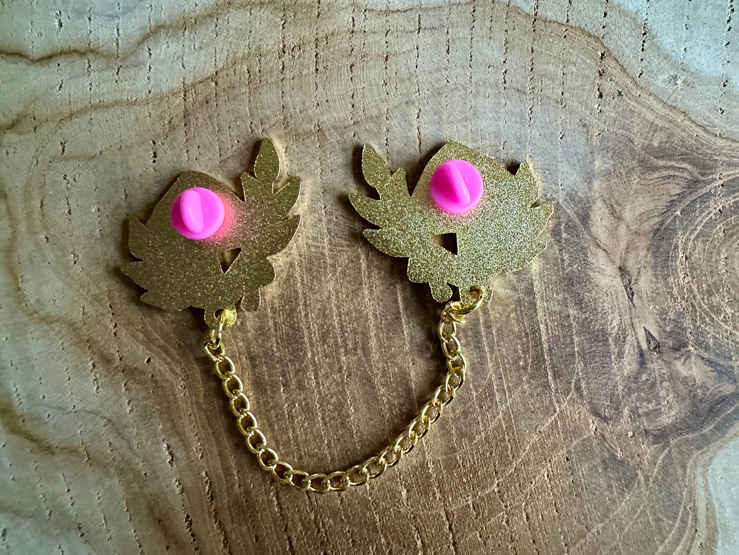 Pilze Enamel Collar Pin
