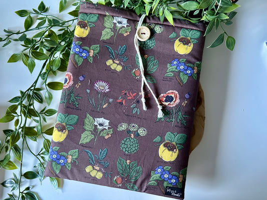 XL Capybara's Guide to Hallucinogenic Plants Booksleeve (Own Design)