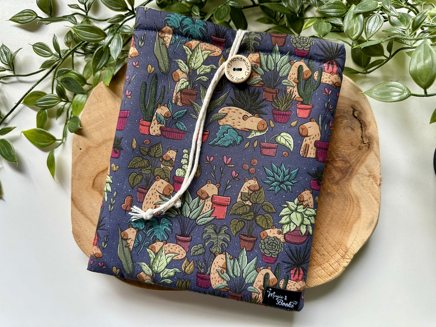 Capybara & Plants E-Reader Sleeve (Eigen Ontwerp)