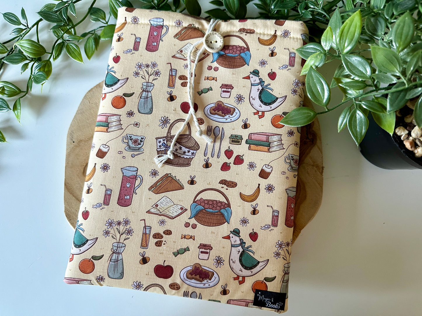 Cottage Core Picnic Boekenhoes (Eigen Ontwerp)