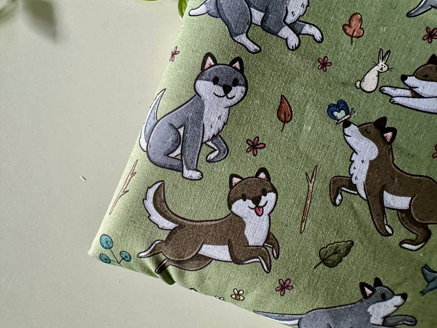 XL Happy Wolves Buchhülle (Eigenes Design)