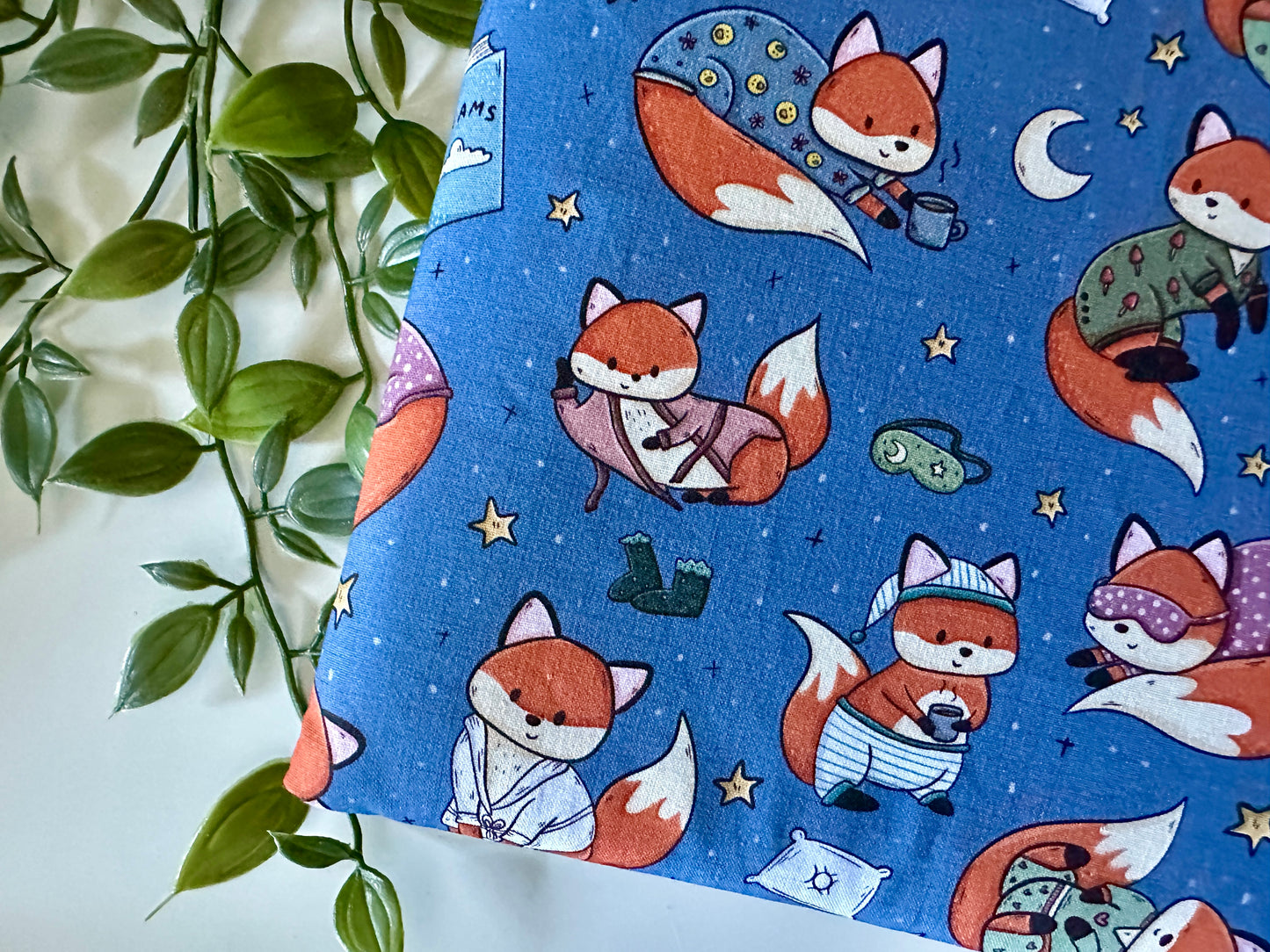 XL Foxes in Pyjamas Booksleeve (Own Design)