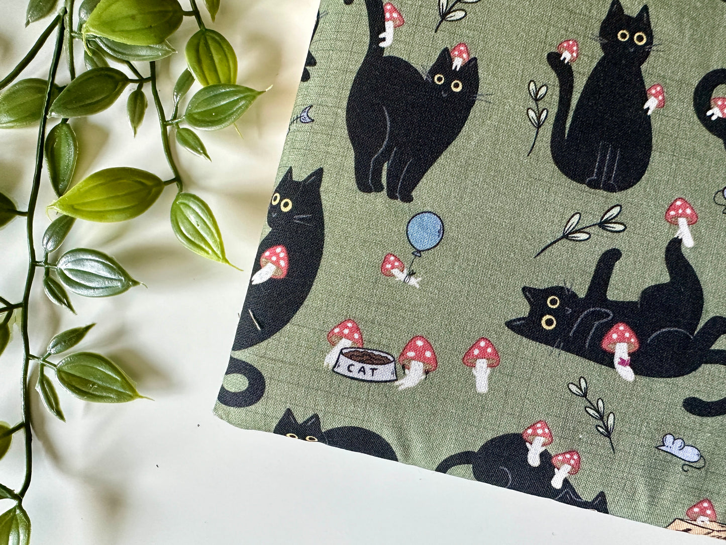 XL Cats & Mushrooms Booksleeve (Own Design) (LIMITED EDITION)