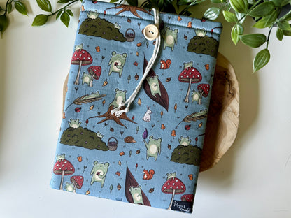 XL Froggie in the Forest Booksleeve (Own Design)