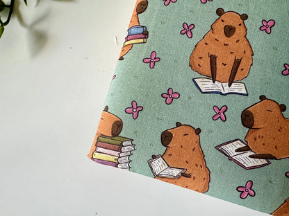 XL Capybaras & Books Booksleeve (Own Design)