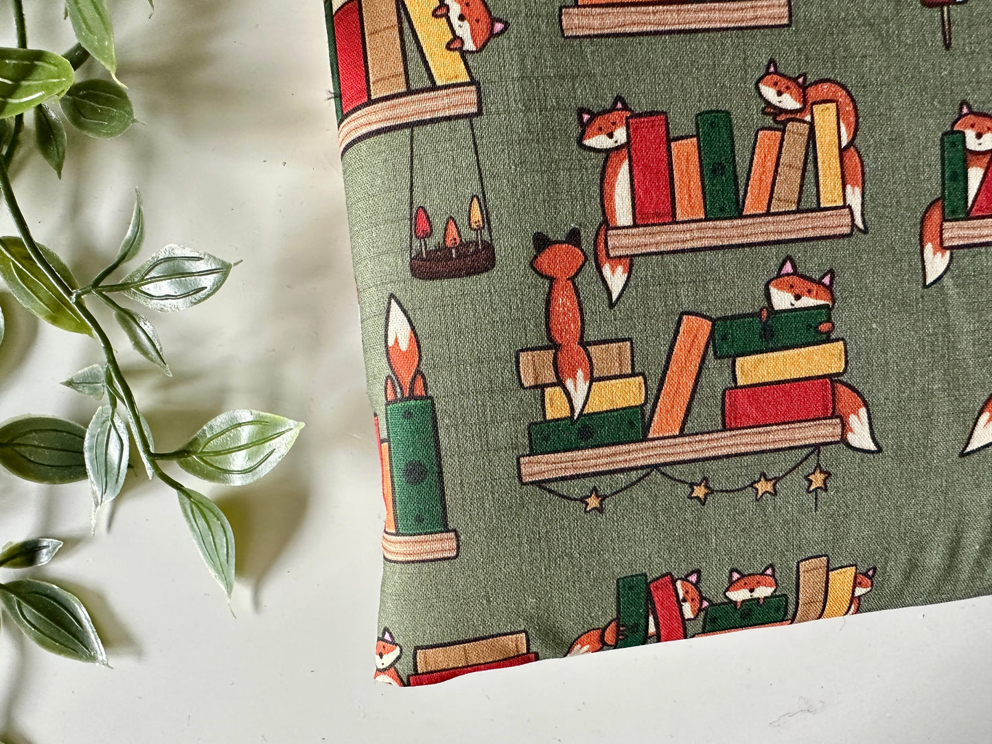 XL Foxes in the Library Booksleeve (Own Design)