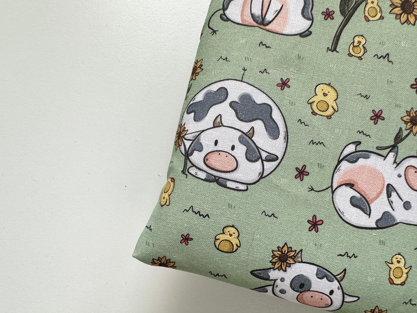 XL Cows & Sunflowers Booksleeve (Own Design) (LIMITED EDITION)