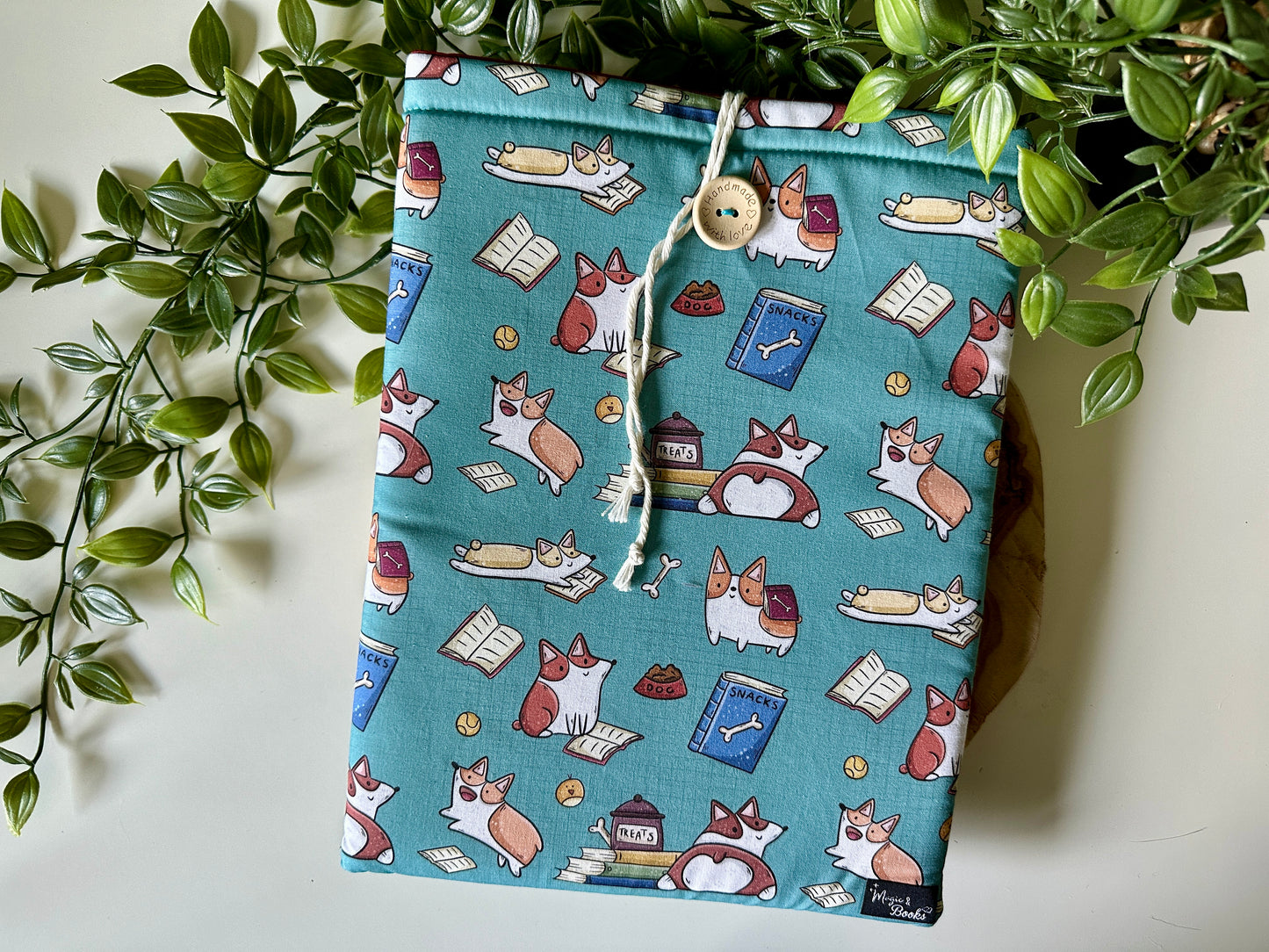 XL Corgis & Books Booksleeve (Own Design) (LAST BATCH)