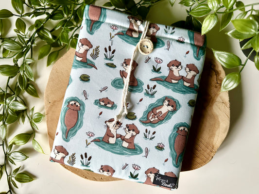 Otter Friends E-Reader Sleeve (Own Design)