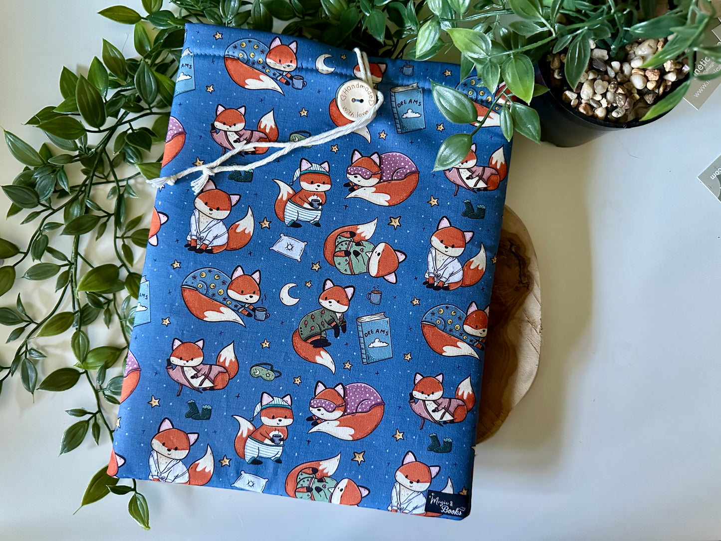 XL Foxes in Pyjamas Booksleeve (Own Design)