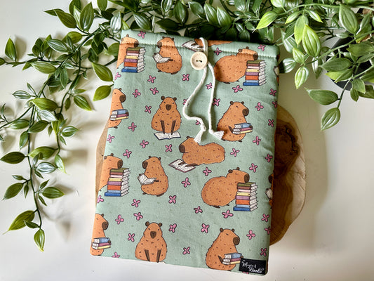 Capybaras & Books Booksleeve (Own Design) (LIMITED EDITION)