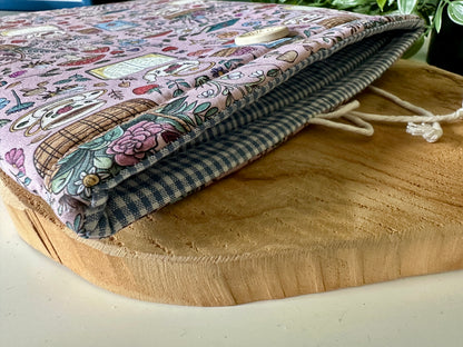 XL Cottage Core Buchhülle (Eigenes Design)