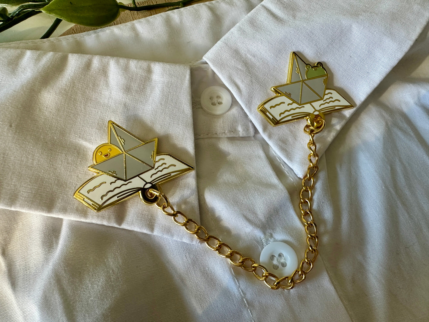 Paper Boat Enamel Collar Pin