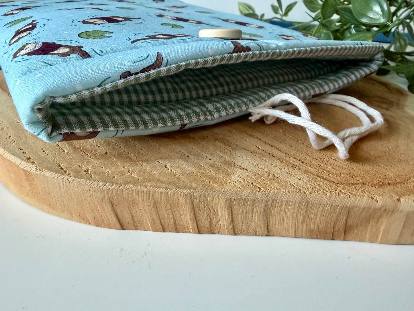 Floating Otter Booksleeve (Own Design)