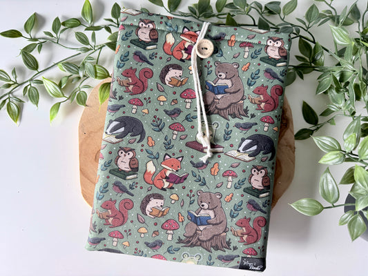 Woodland Critters Buchhülle (Eigenes Design)