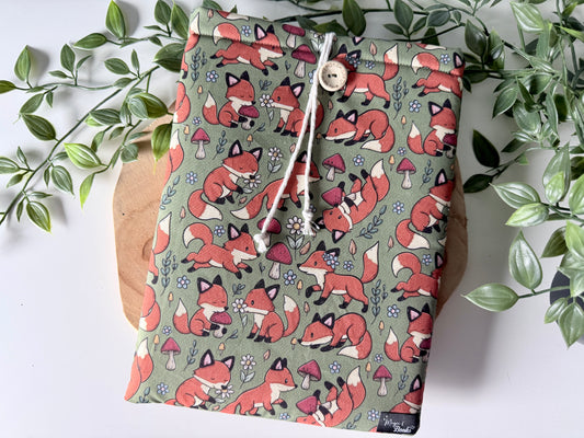 Baby Foxes Green Booksleeve (Own Design)
