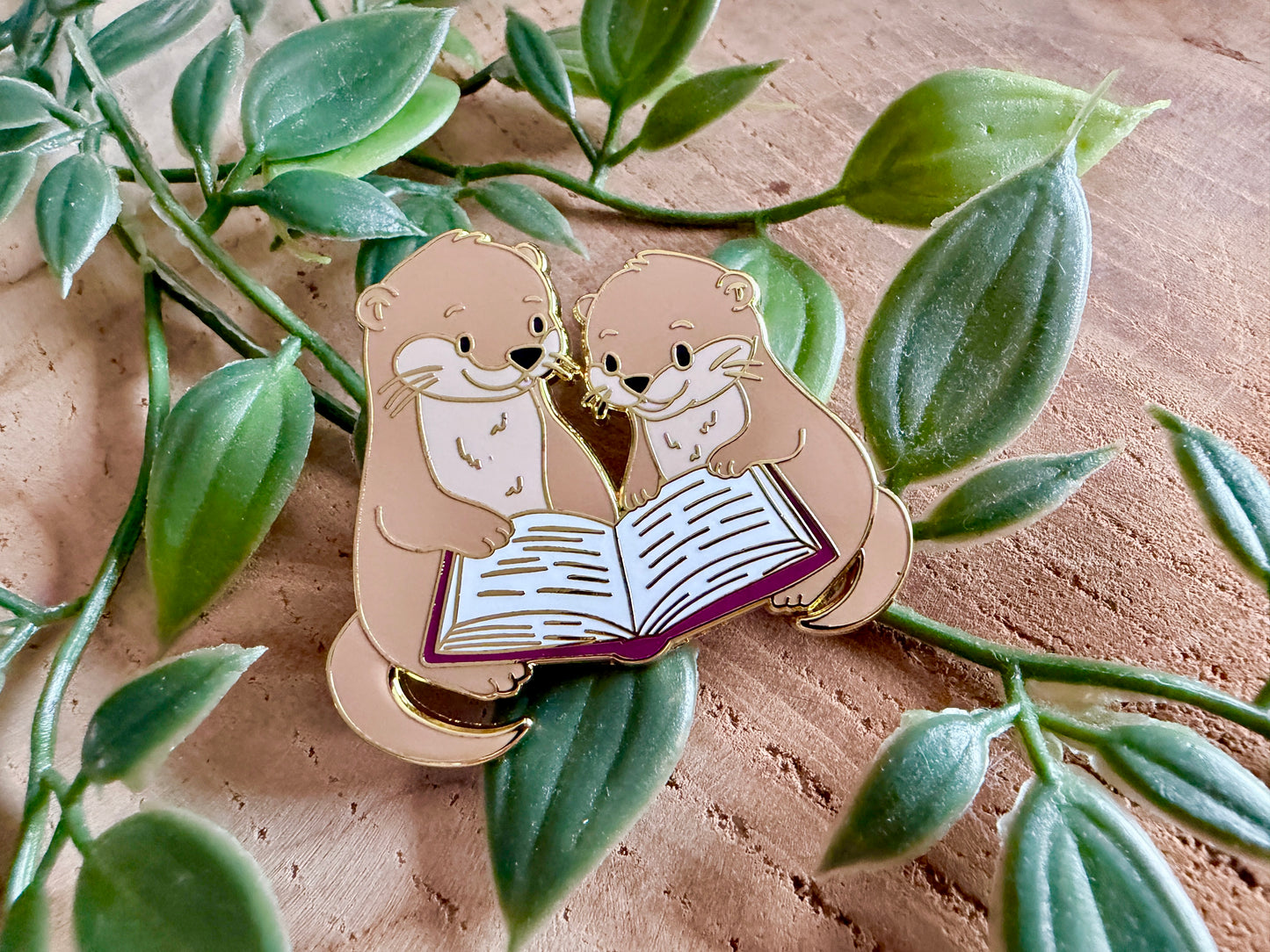Reading Otters Enamel Pin
