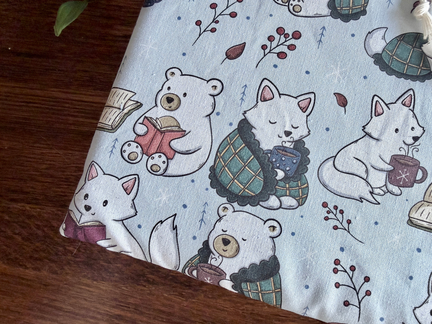 XL Cosy Winter Booksleeve (Own Design)