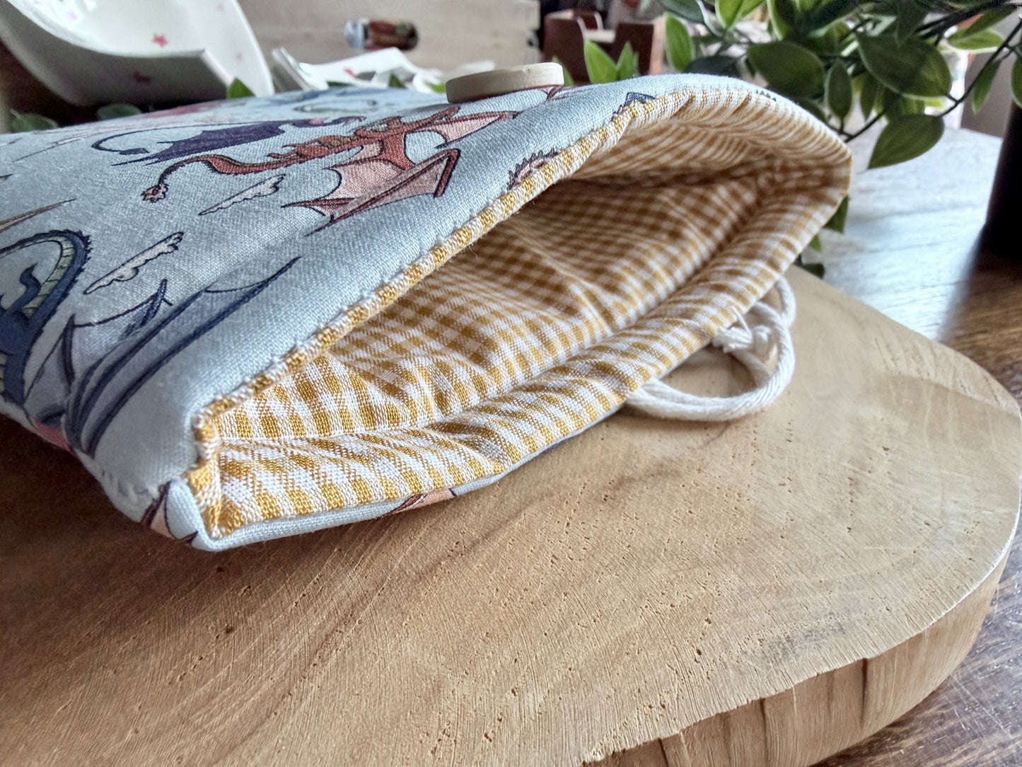 Flying Dragons E-Reader Sleeve (Own Design)