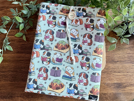 XL Guinea Pigs & Books Buchhülle (Eigenes Design)