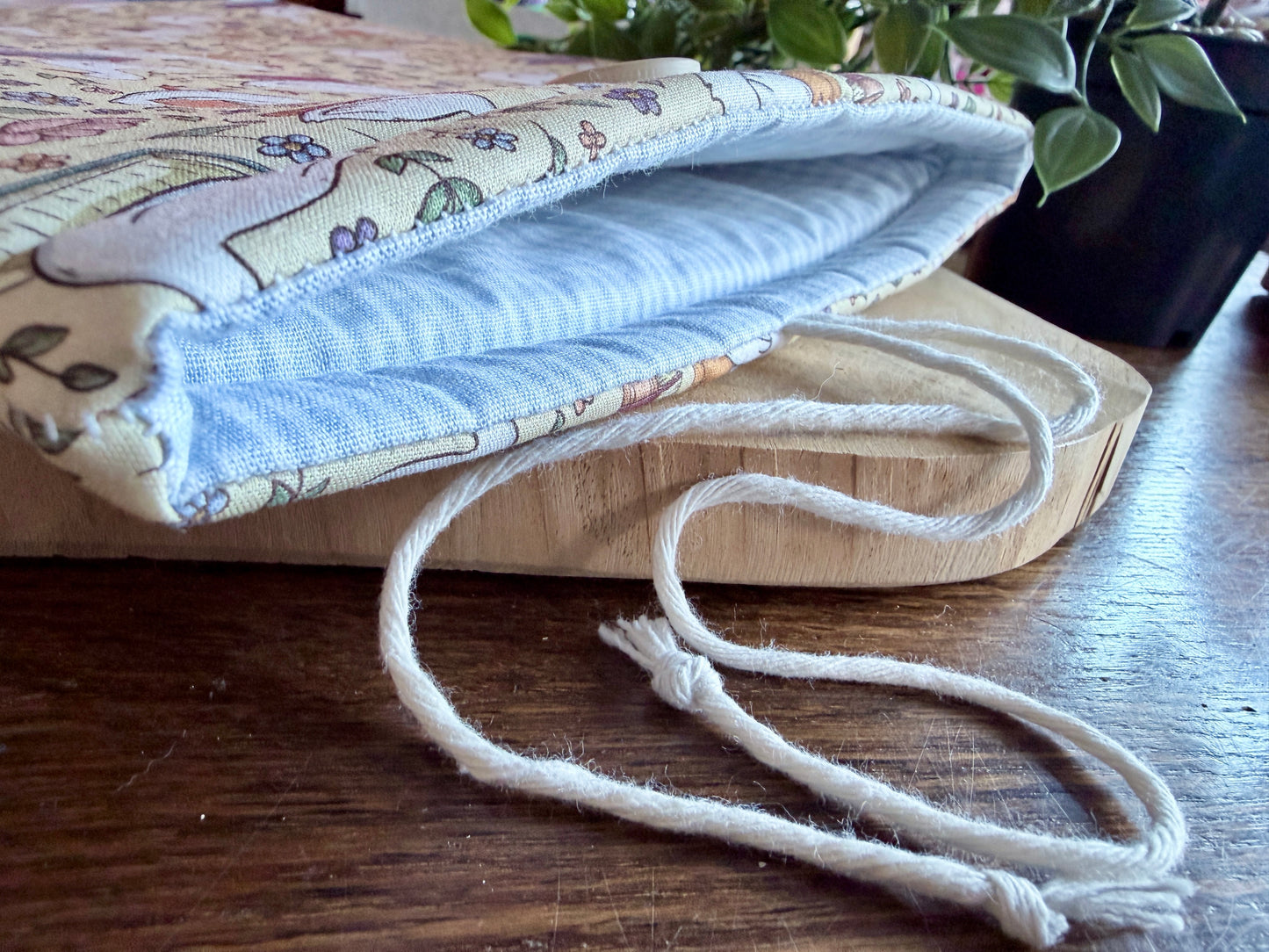 XL Silly Goose Buchhülle (Eigenes Design)