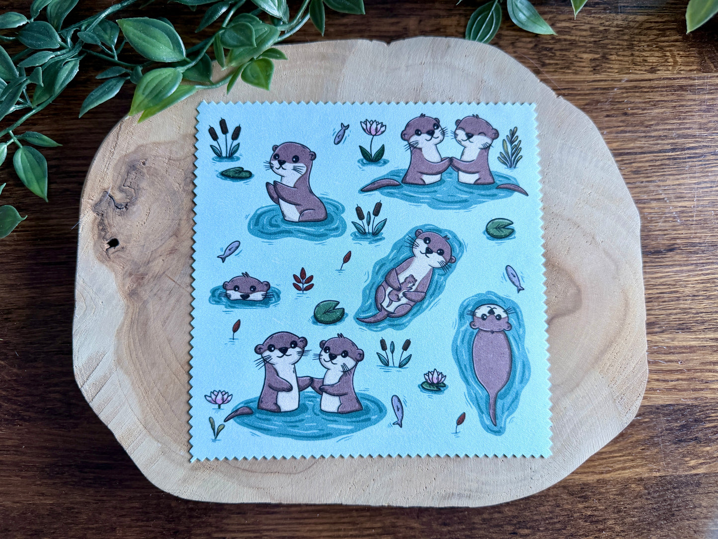 Otter Friends Cleaning Cloth