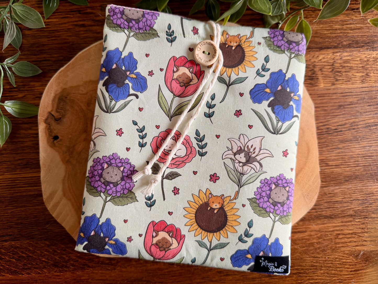 Flower Kitties E-Reader Sleeve (Own Design)