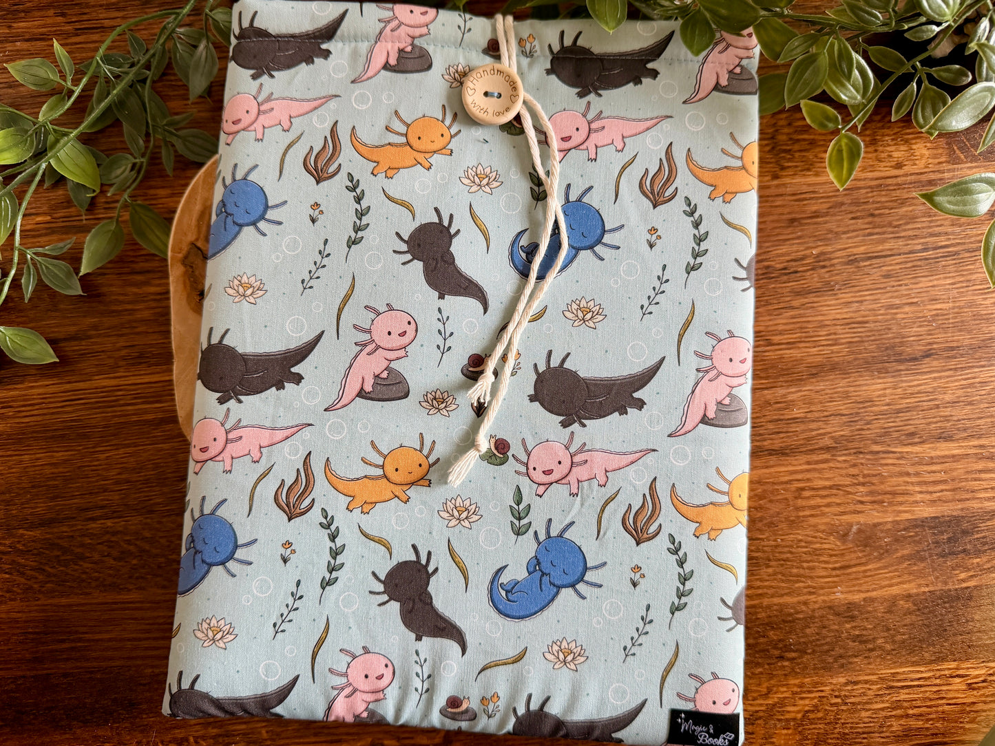 XL Axolotls Booksleeve (Eigen Ontwerp)