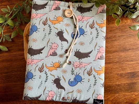 XL Axolotls Booksleeve (Eigen Ontwerp)