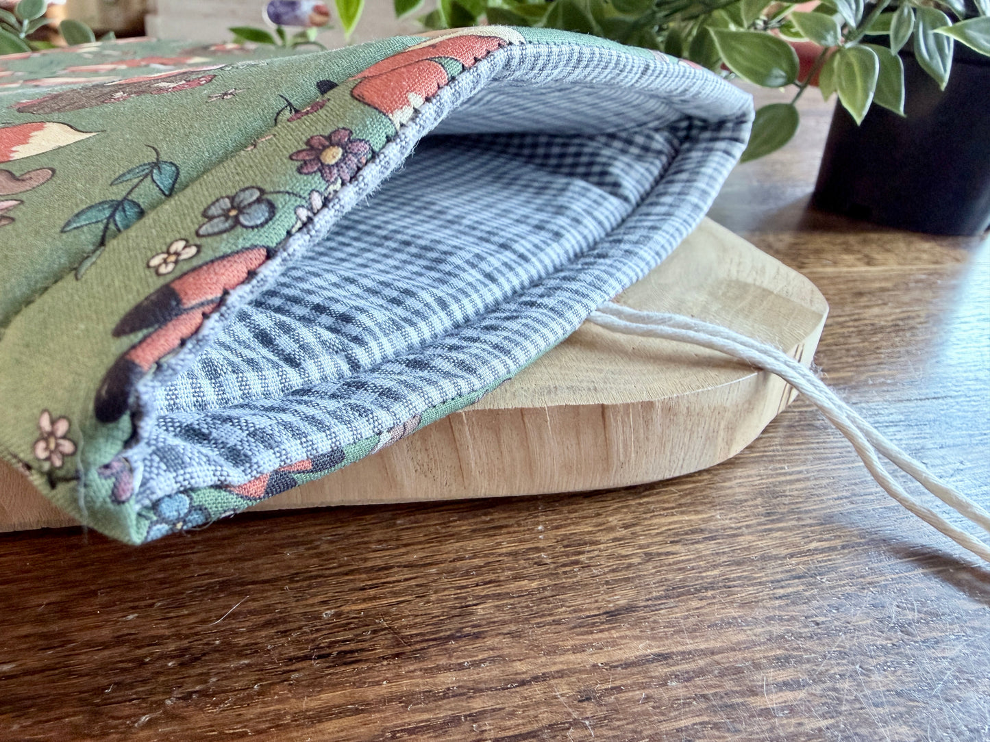 XL Fox and Squirrel Buchhülle (Eigenes Design)