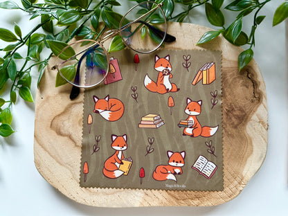 Reading Foxes Cleaning Cloth
