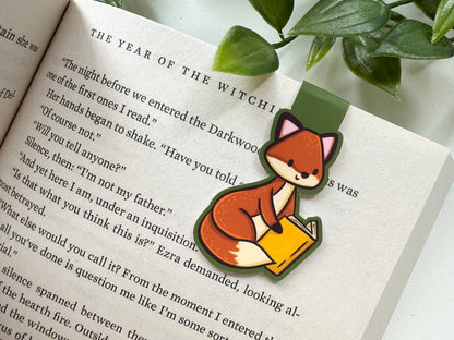 Reading Foxes Magnetic Bookmark Set