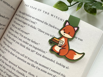 Reading Foxes Magnetic Bookmark Set