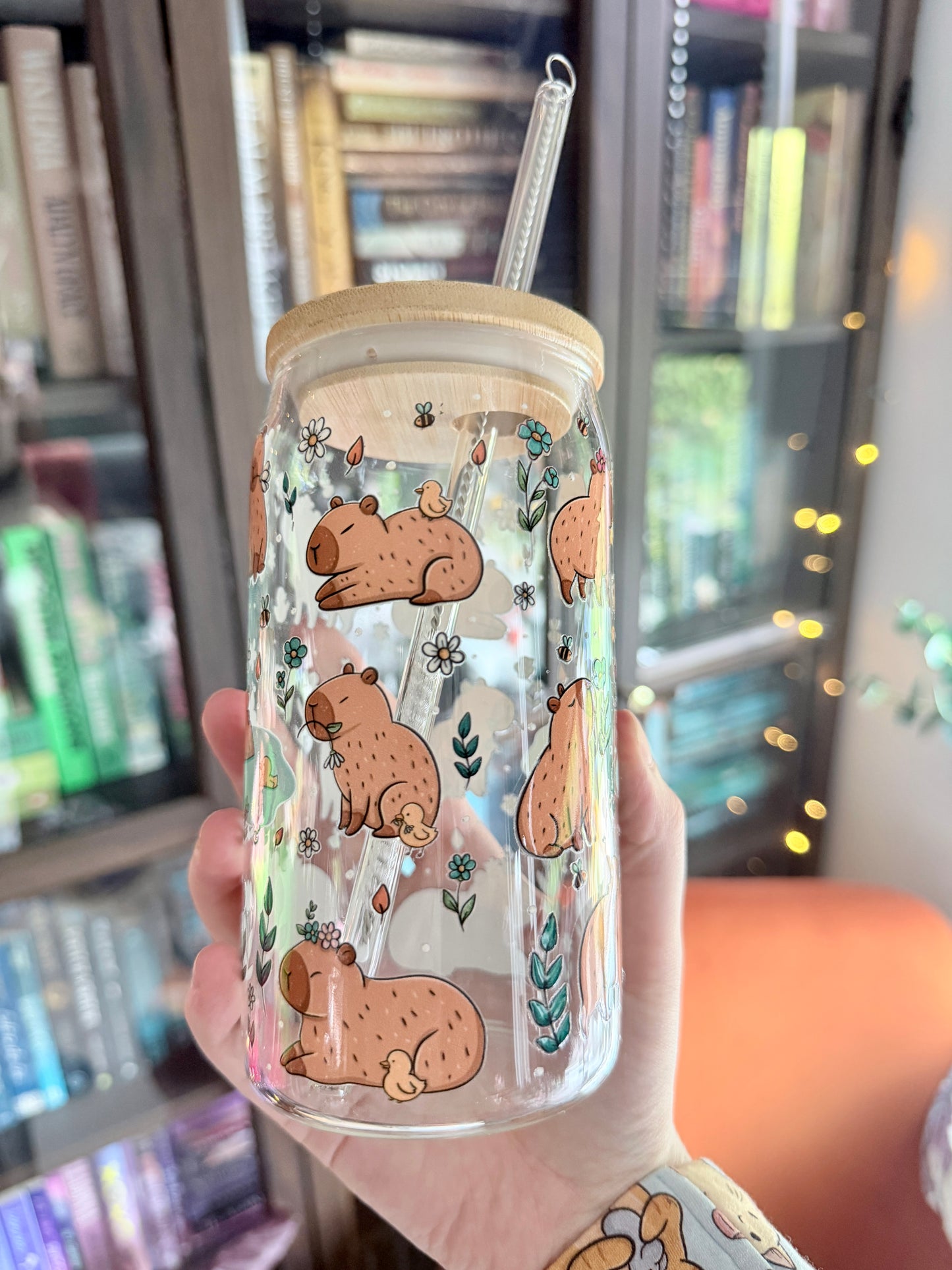 Capybara and Tiny Duck Glasbecher