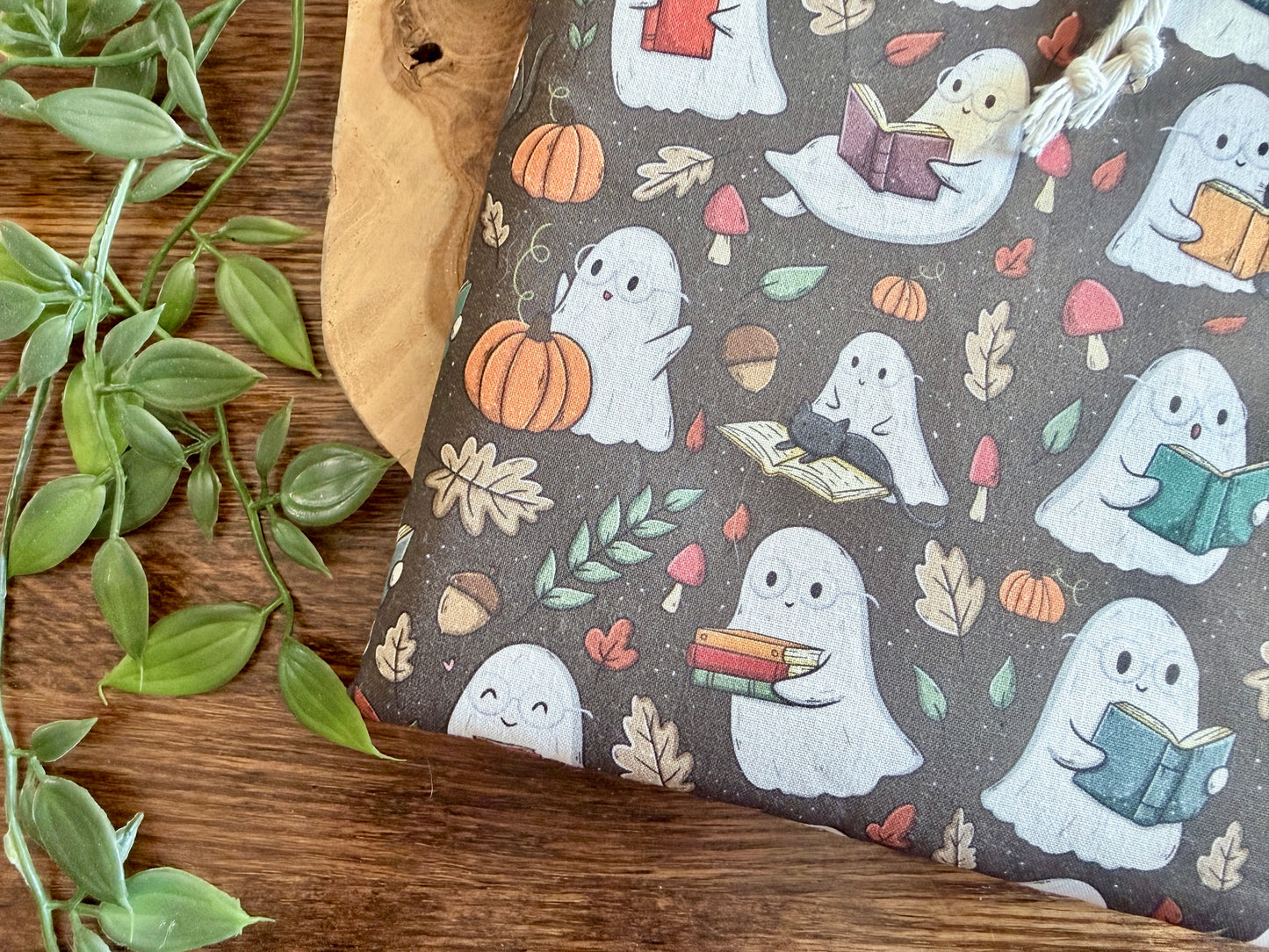 Reading Ghost Booksleeve (Eigen Ontwerp)