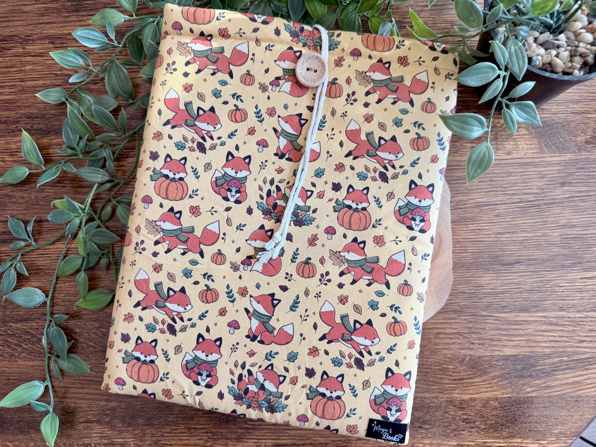XL Autumn Fox Buchhülle (Eigenes Design)