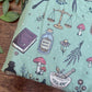 XL The Apothecary Booksleeve (Eigen Ontwerp)