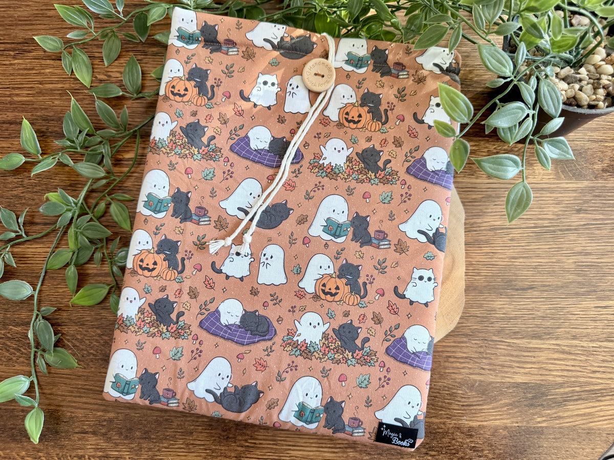 XL Ghost & Cat Booksleeve (Propre Design)