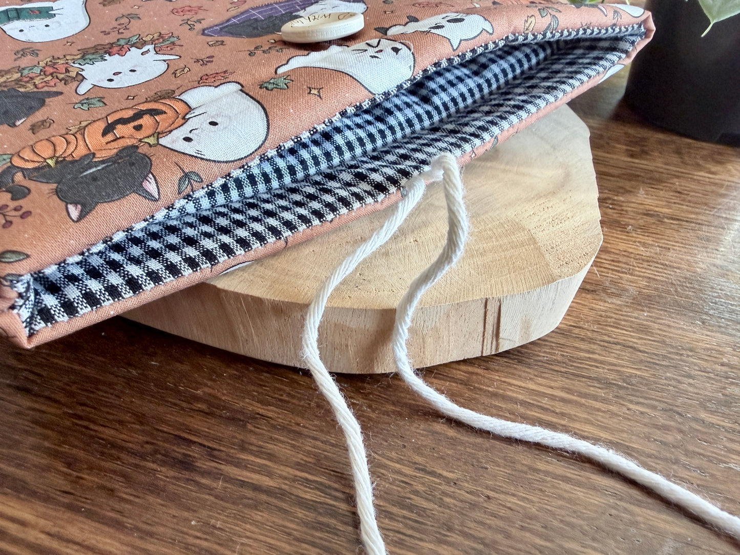 Ghost & Cat Booksleeve (Eigen Ontwerp)